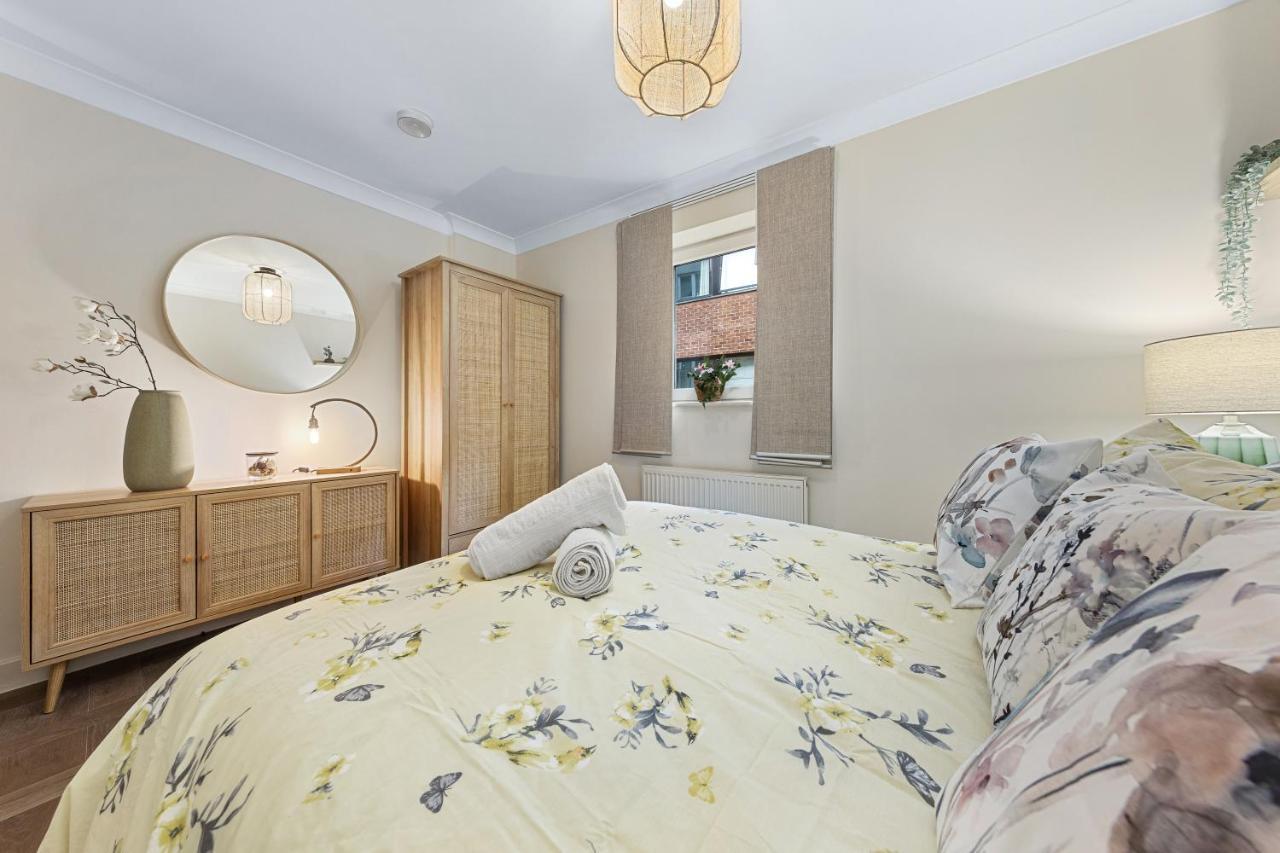 Tranquil 2 Bedroom Apartment Close To St. Paul'S Cathedral Лондон Екстериор снимка